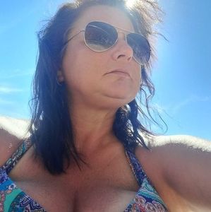 Meet your Posher, Stephanie jo